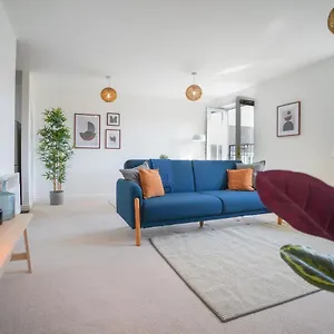  Apartment Stylish With Private Parking United Kingdom