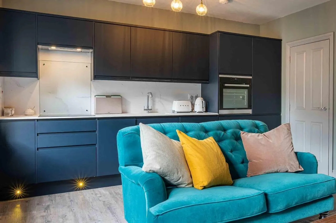 Beautiful Modern 1 Bedroom Apartment, City Centre Bath 0*,  United Kingdom